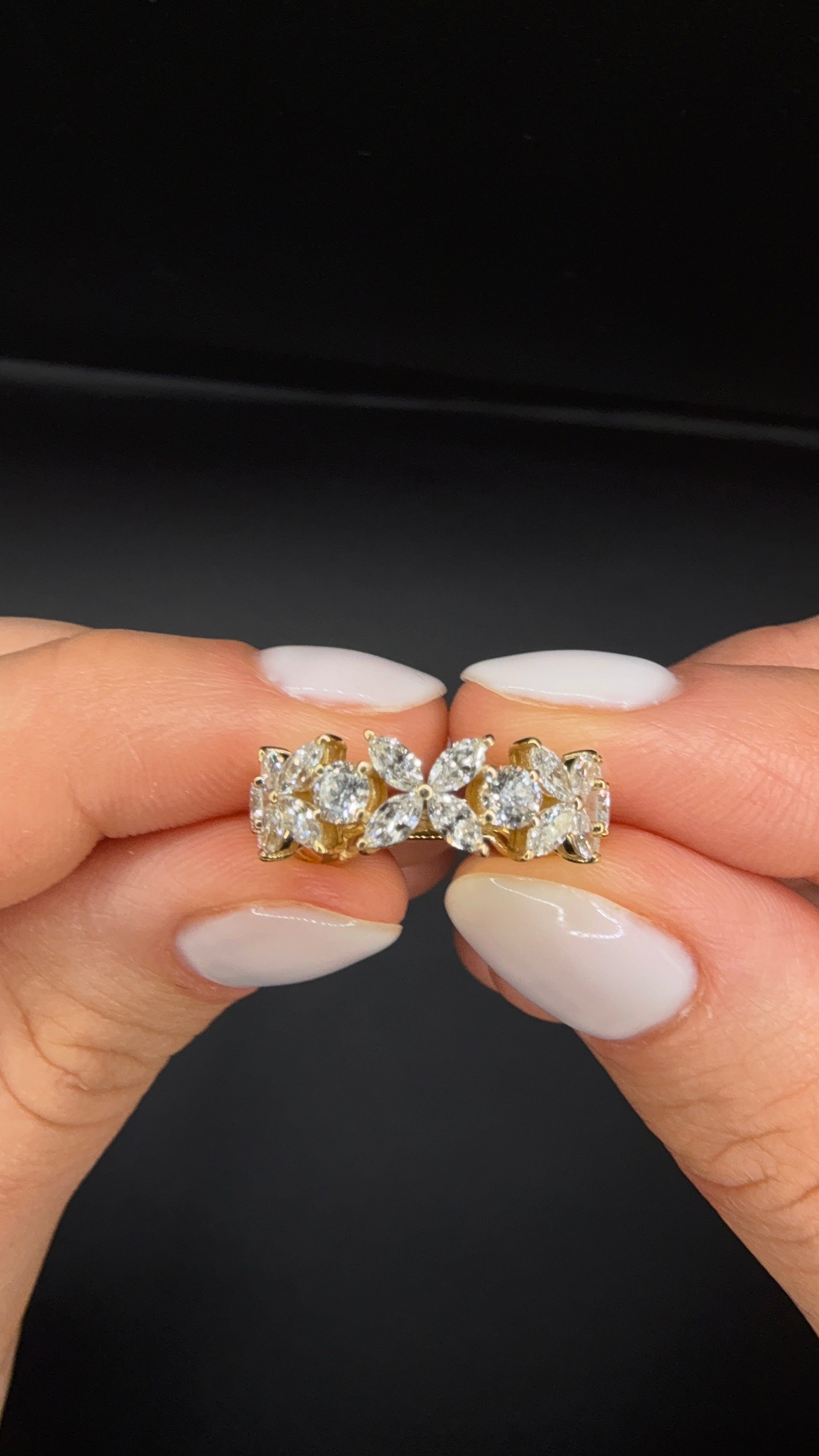 3.20TCW Marquise & Round Diamond Band